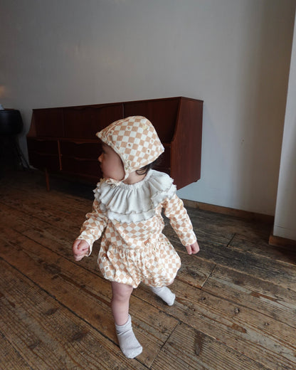 Double Frill Collar Bib ivory