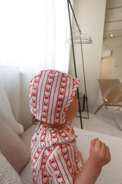 Crab cotton bonnet