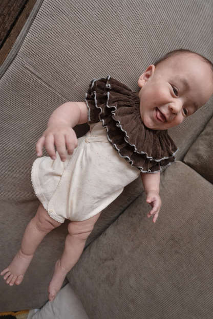 Double Frill Collar Bib brown
